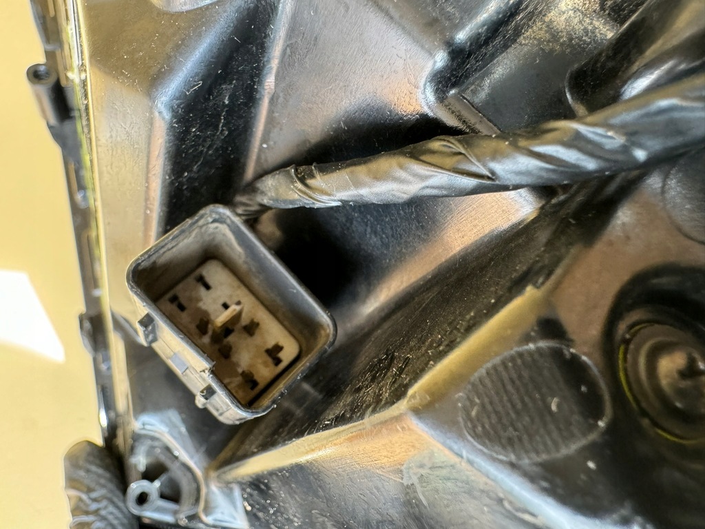 фото №14, Hyundai kona ii 2 23r- лампа правая задняя правый задняя 92406-be0