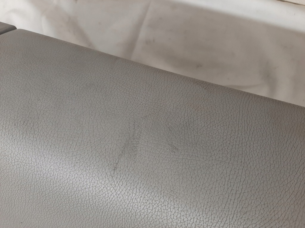 фото №9, Mercedes w203 бардачок пассажира a2036802691