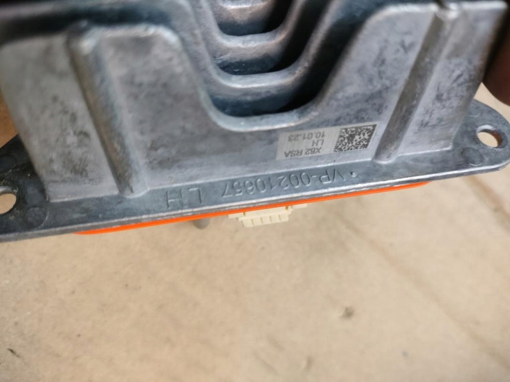 фото №4, Renault master iv преобразователь модуль led левая оригинал