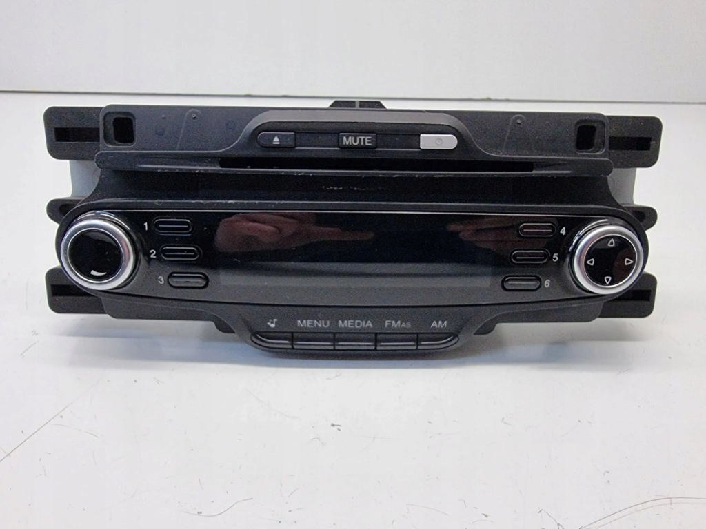 Купити Alfa romeo giulietta 2012 панель / радіопрогравач cd/dvd/gps