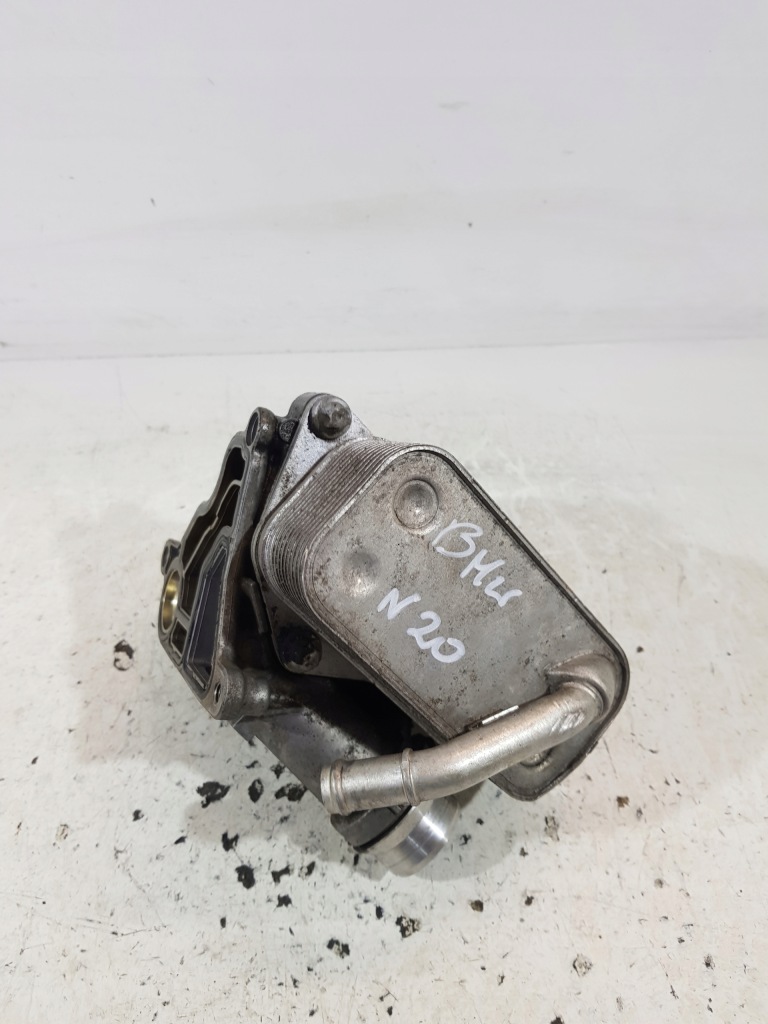 Корпус фильтра масла 7516383 bmw e90 e91 e60 e61 2.5 b Доставка