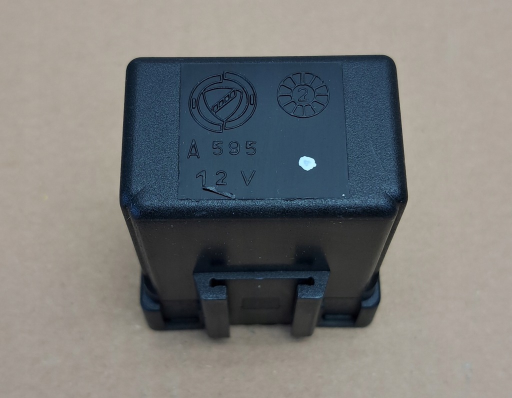 фото №3, Оригінальний номер блок управління дзеркал 60589343 alfa romeo 164