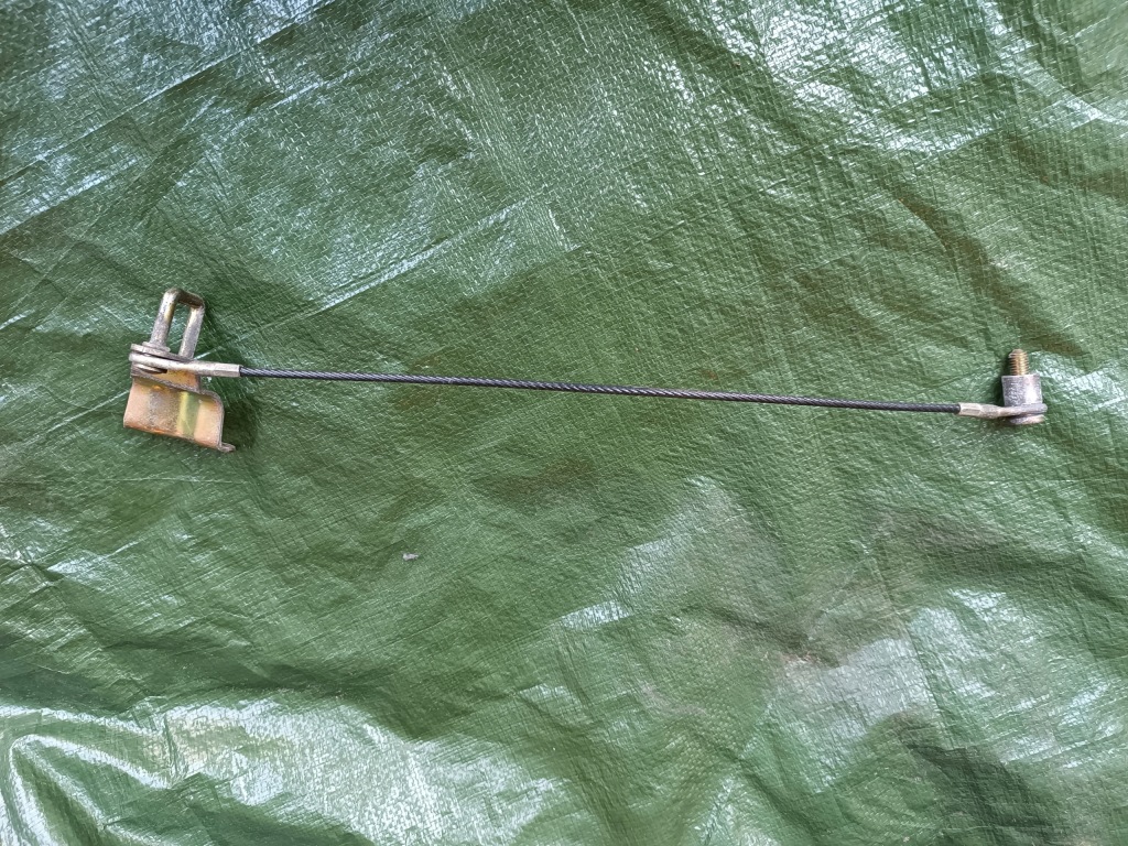 фото №4, Засувка замка кришки багажника задня smart fortwo 450