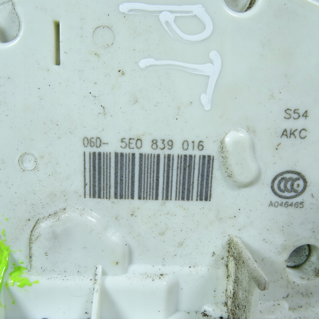 фото №3, Skoda rapid замок дверь правый задняя 5e0839016