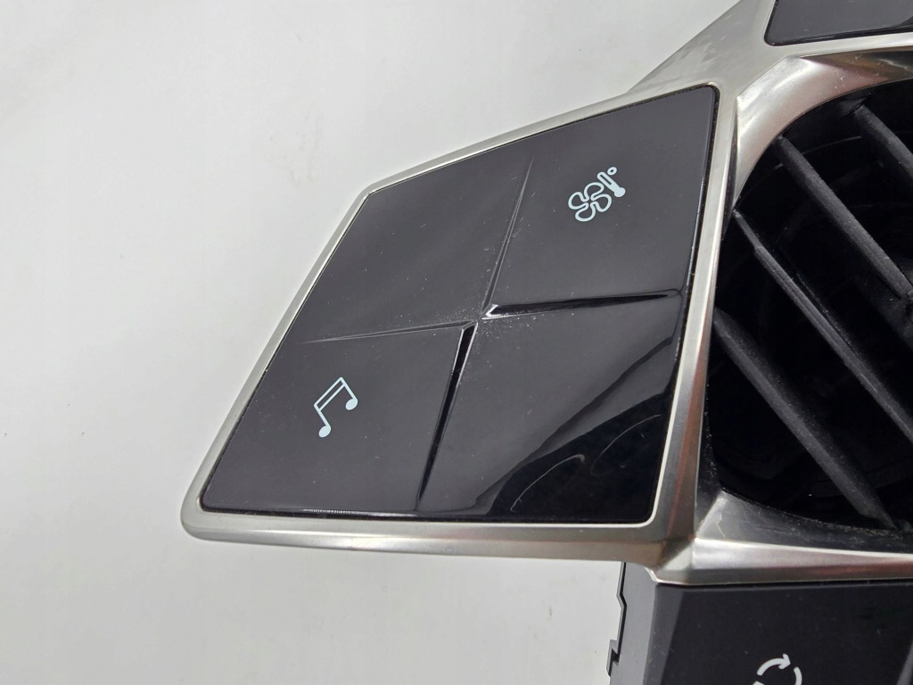 фото №7, Панель кондиционера citroen ds3 crossback 9836473980 europa