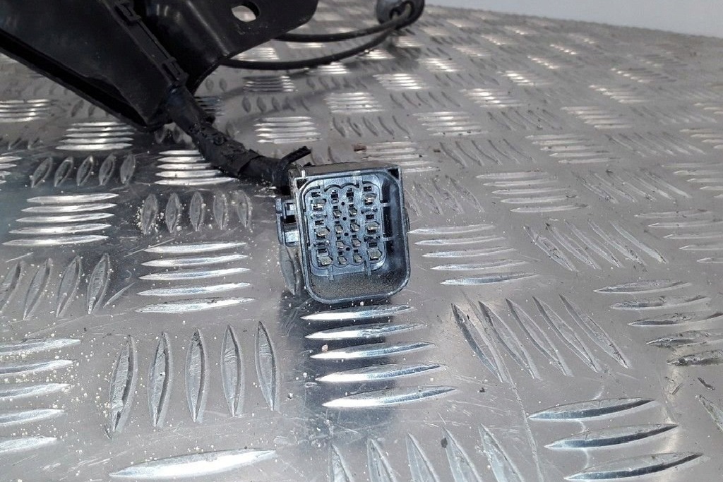 фото №7, Замок задніх лівих двері kia carnival / grand carnival iii vq