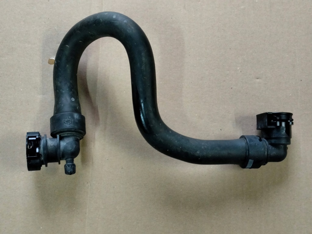 фото №1, Citroen c3 aircross 1,2 thp шланг трубка wody отопителя