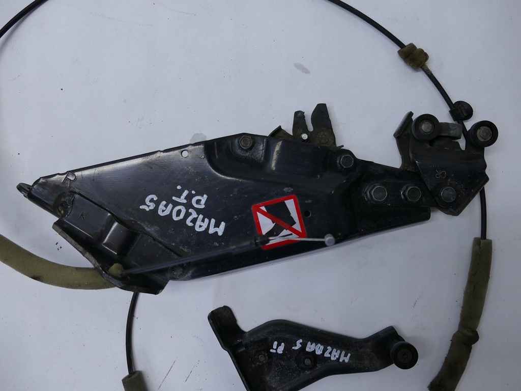 фото №2, Mazda 5 напрямна ролик двері розсувних 05-10