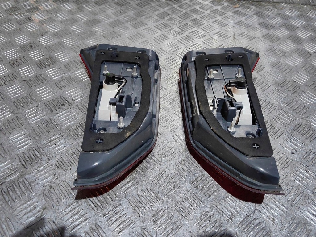 фото №6, Bmw 5 g31 лампа задняя левая левый задняя w крышка 7388949