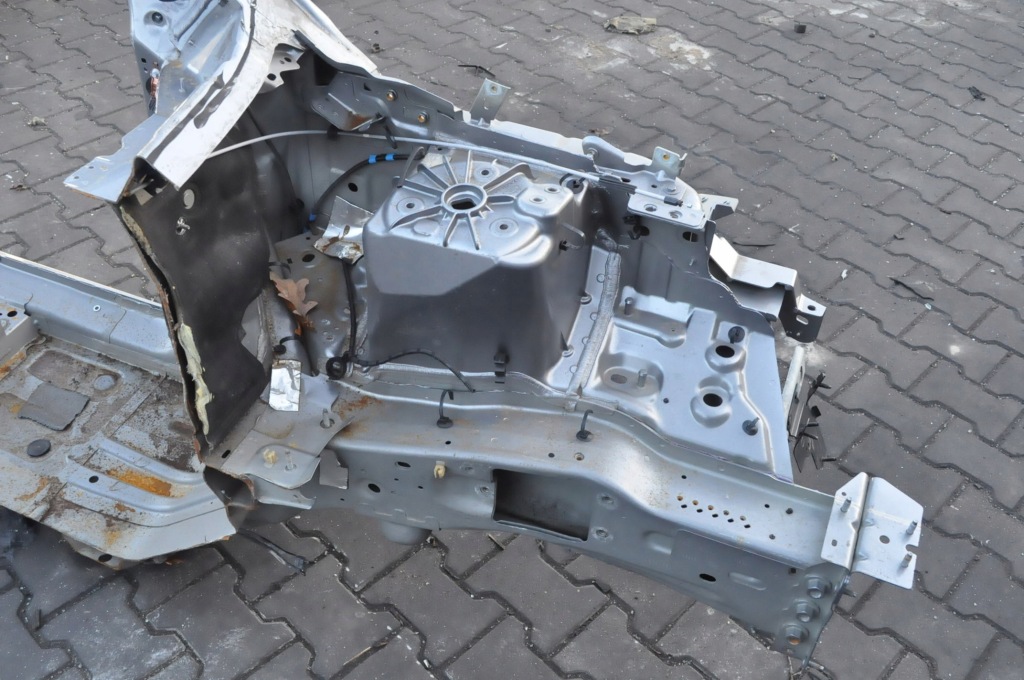 Land rover discovery sport l550 четверть лонжерон левая перед +стойку порог с Разборки