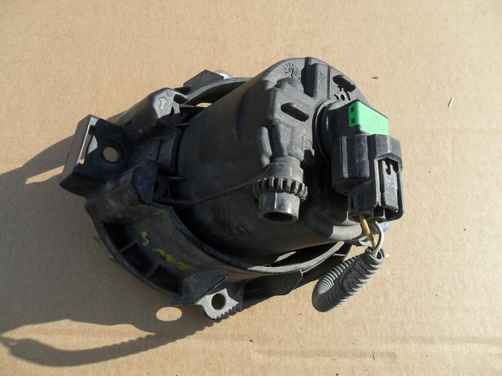 фото №11, Toyota avensis iii t27 противотуманная фара левый 89210656