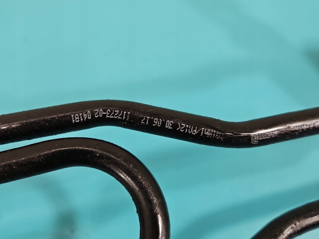 Трубки шланг паливний peugeot 3008 2 9675736180 2.0 hdi Ціна