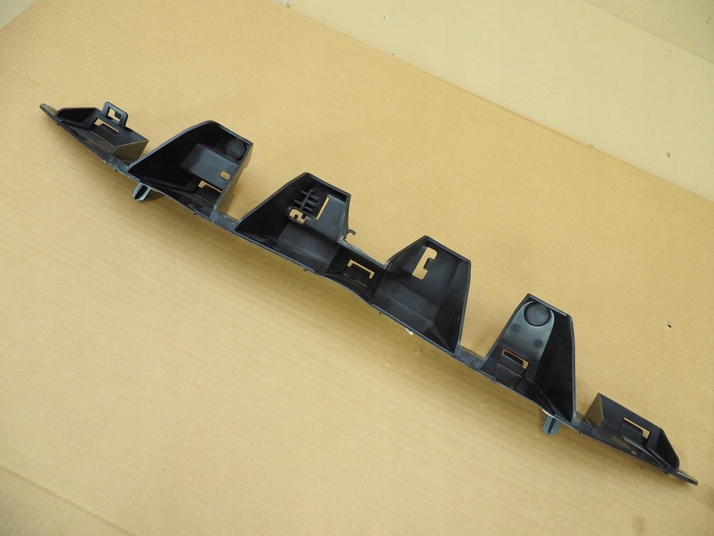 фото №1, Напрямна бампера задня renault zoe 850321348r