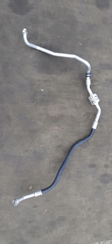 фото №1, Шланг пабтрубок  трубка кондиционера 1.0tce dacia sandero iii 924802455r