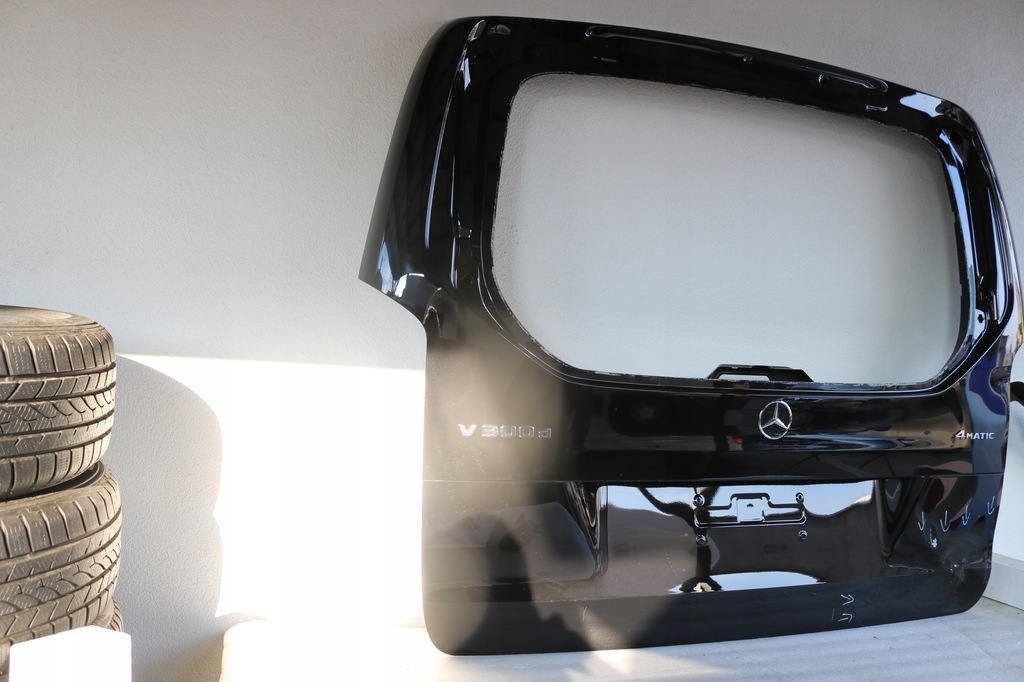 фото №3, Mercedes w447 крышка багажника задняя