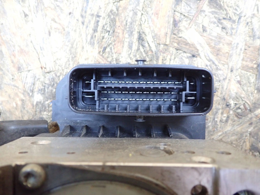 фото №9, Насос abs lexus is iii 200t 300 po lift 2018 europa 89541-53440