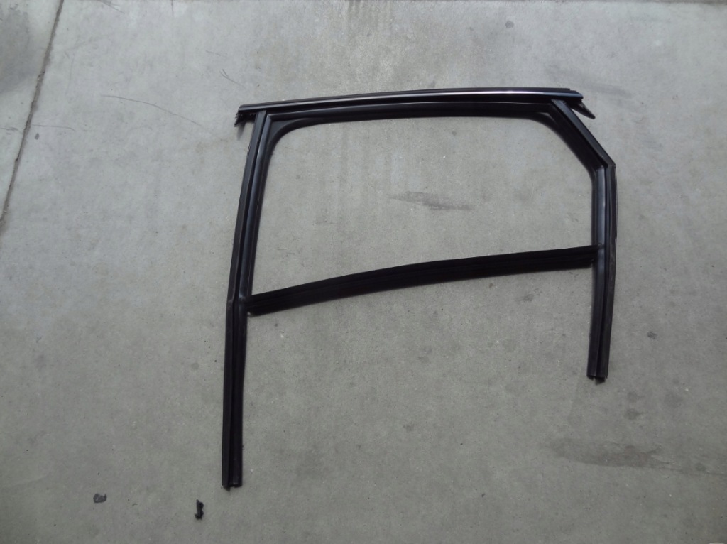 фото №1, Audi a6 c8 4k молдинг прокладка двері лівий задня 4k5839431