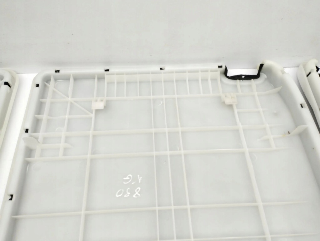 фото №9, Toyota corolla verso ar10 2005 комплект обшивка багажника