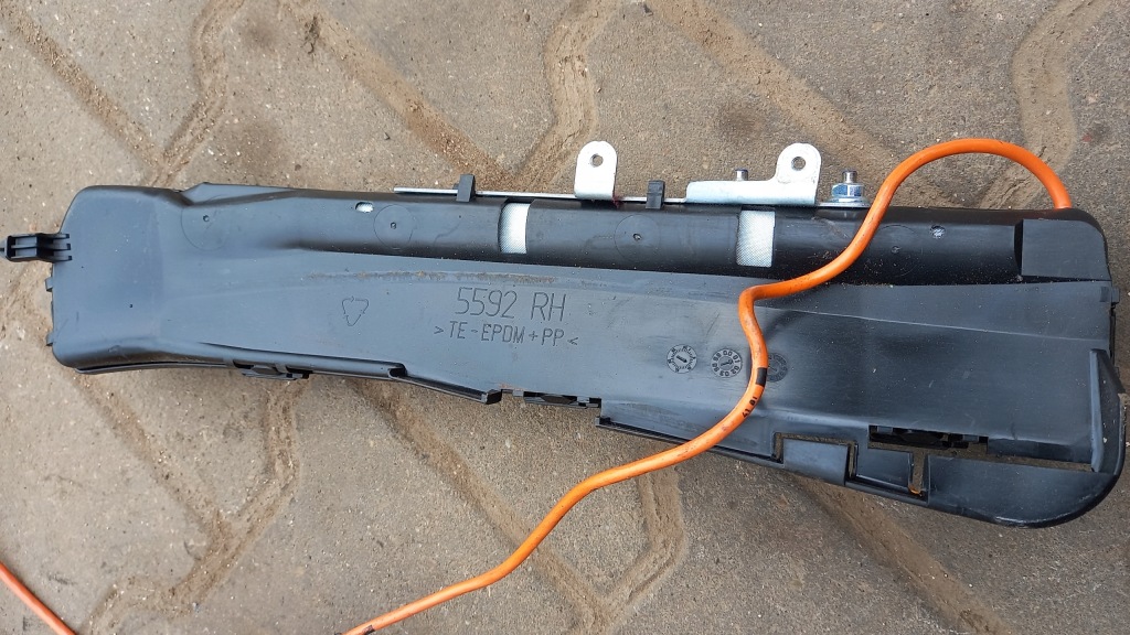 фото №3, Подушка права volvo s60 8687018