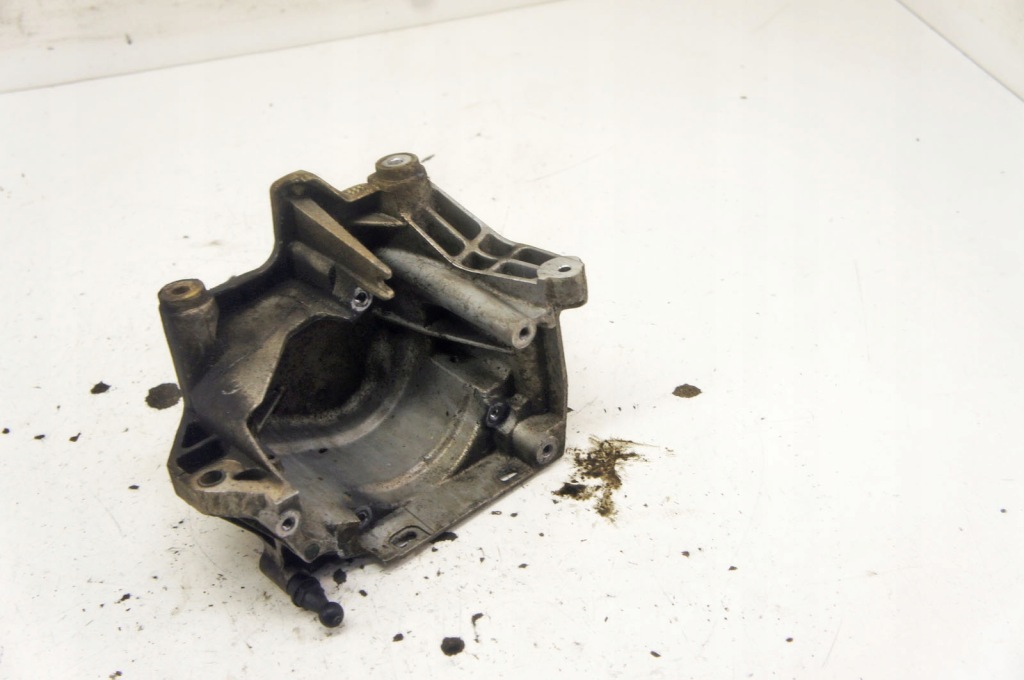 Uv292 ford edge mk2 2.0d кронштейн кронштейн двигуна в Україні