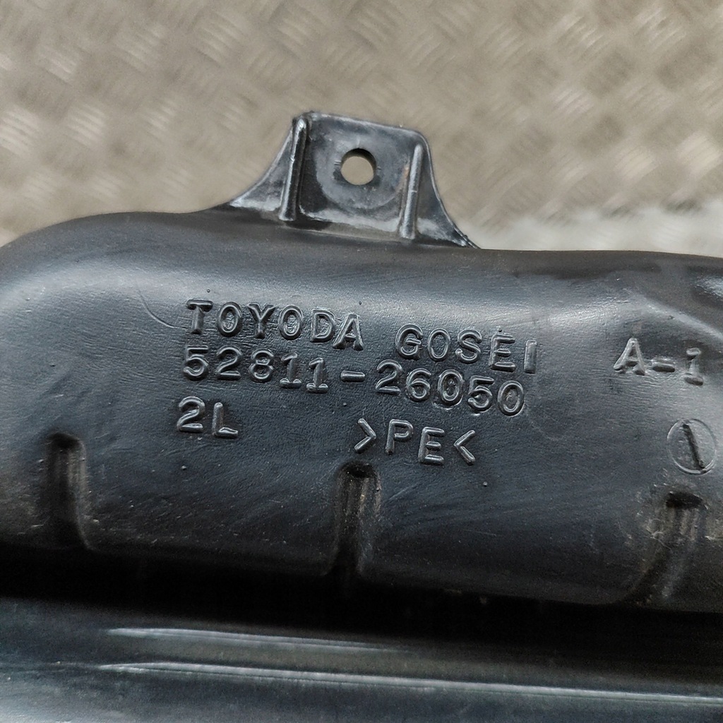 фото №6, Toyota hiace h50, h60, h70 2001 часть трубы впуска воздуха