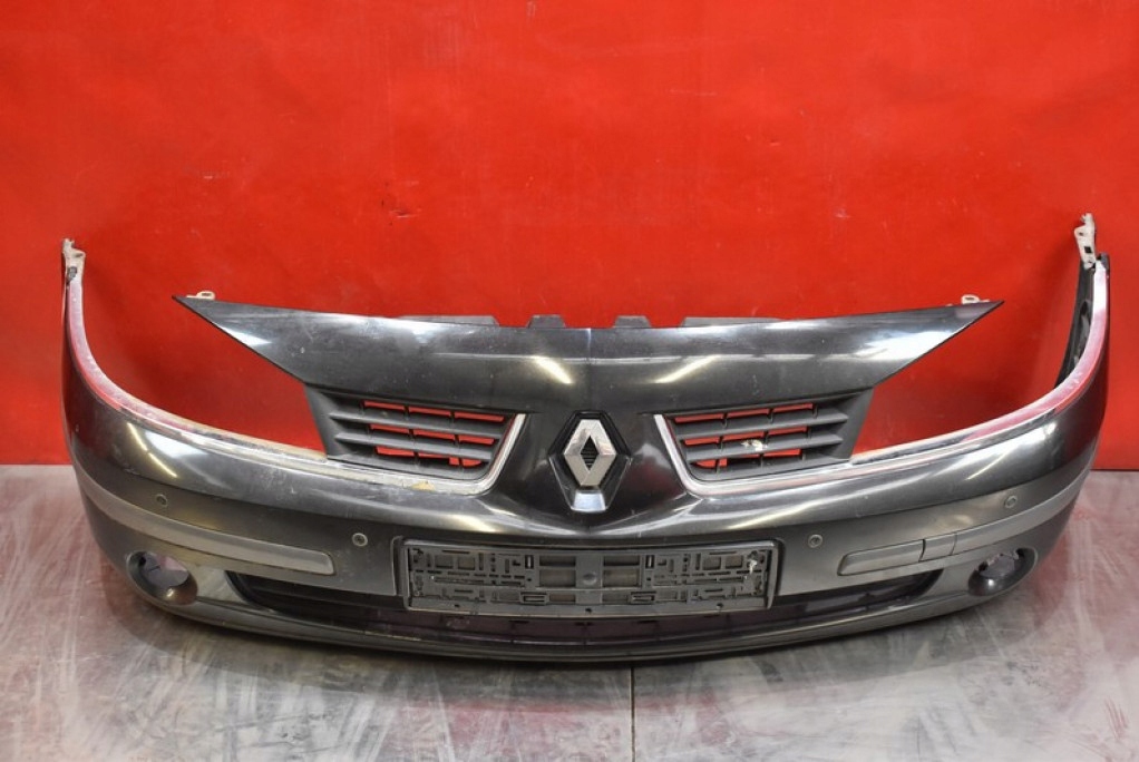 фото №1, Бампер перед передний чёрный renault laguna 2 ii lift 05-07