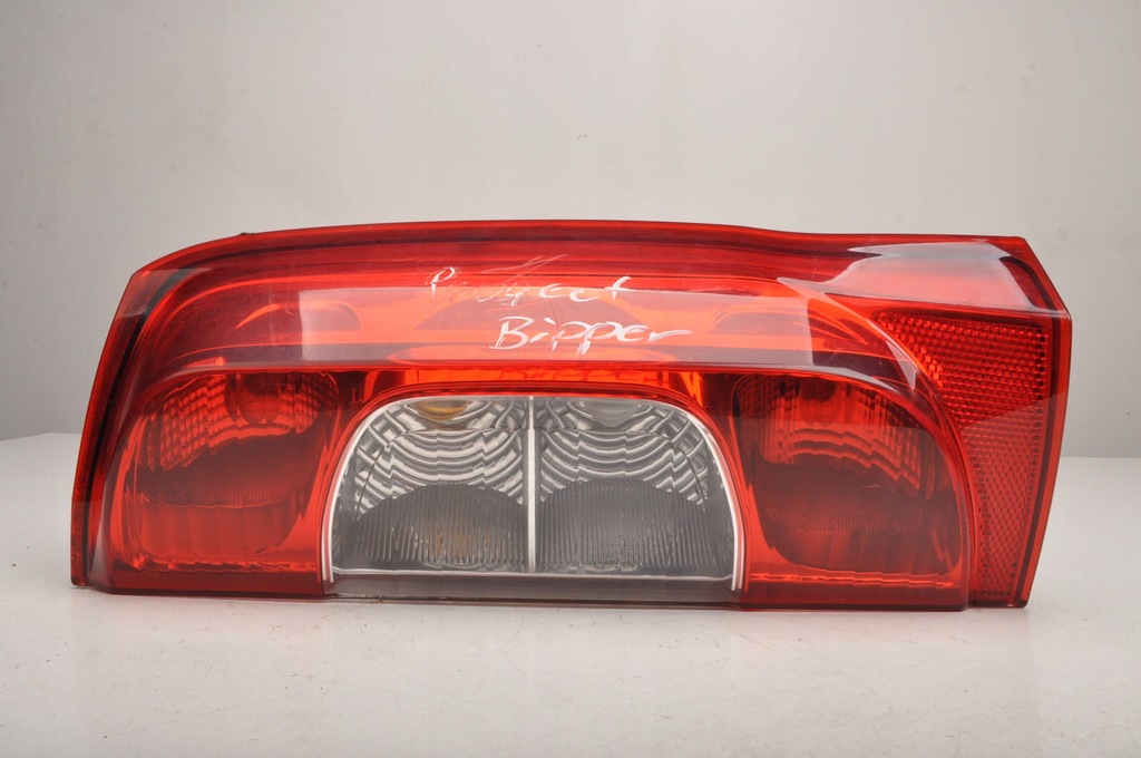 фото №7, Peugeot bipper лампа правая задняя правый задняя 01353205080e