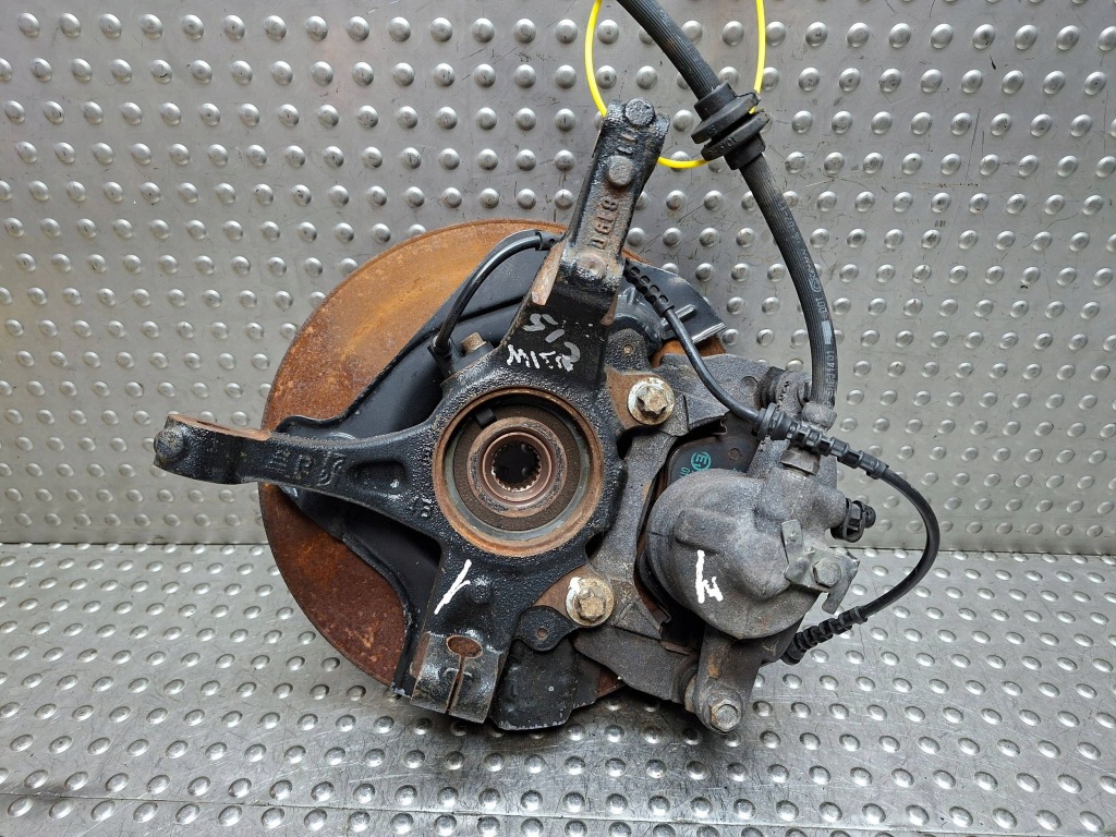 Поворотный кулак alfa romeo mito 1.4 бензин Цена