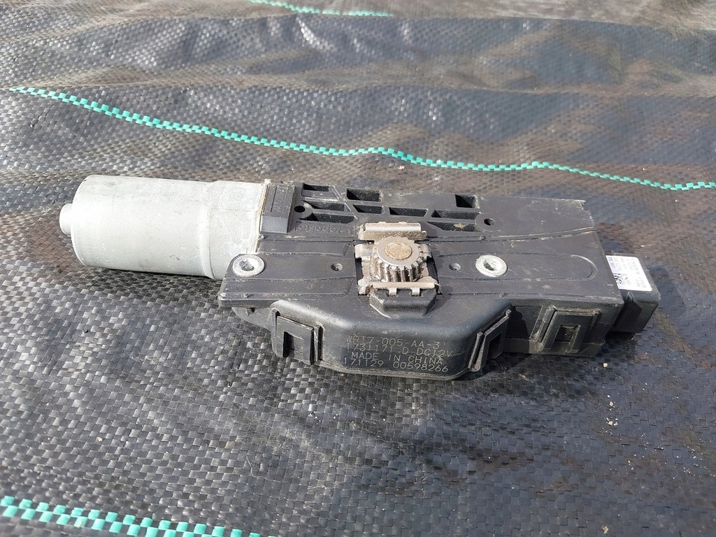 фото №6, Land rover discovery 17-22 двигатель люк wr17005aa3