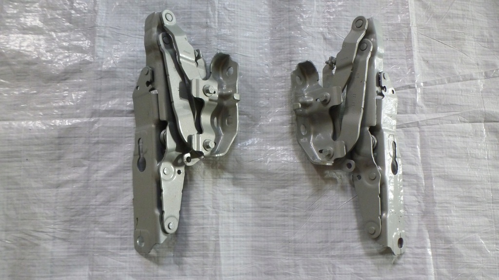 фото №1, Volvo v60 петля капот перед лівий 32277085