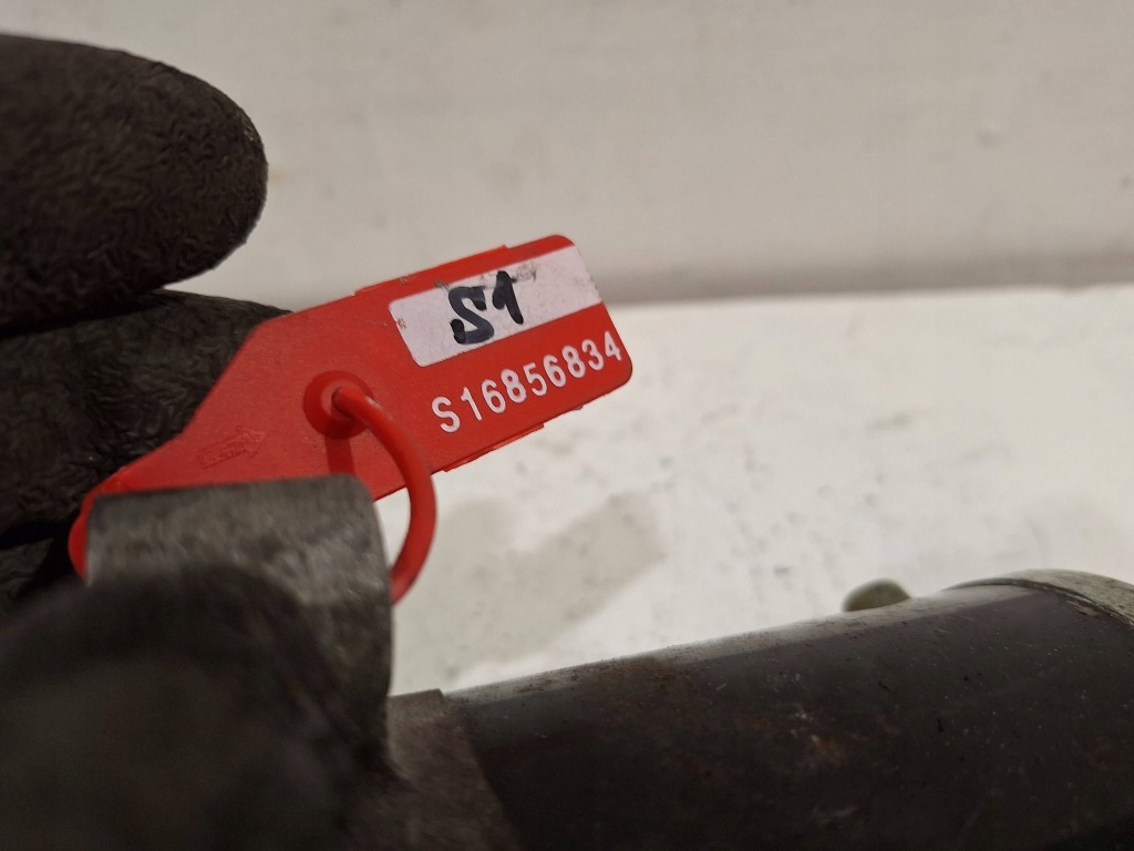 Стартер 233000779r dacia sandero 2 0.9 tce 12- Зі Шроту