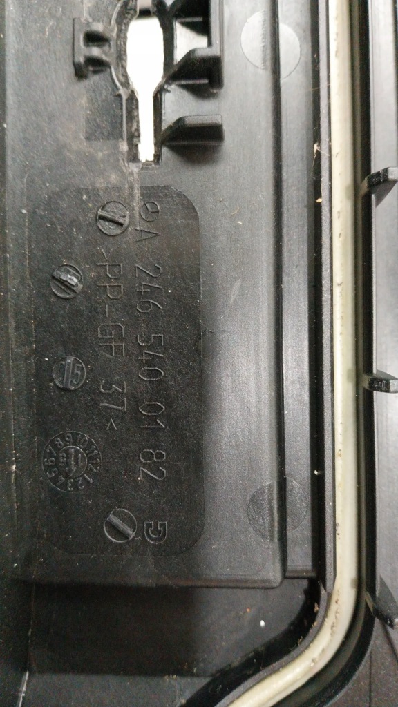 Коробка запобіжників a2465400182 mercedes a w176 cla w117 b w246 Недорого