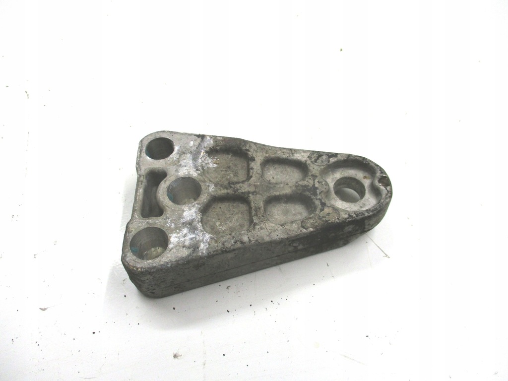 фото №6, Hyundai coupe 2.0 16v 01-09 кронштейн кронштейн двигателя