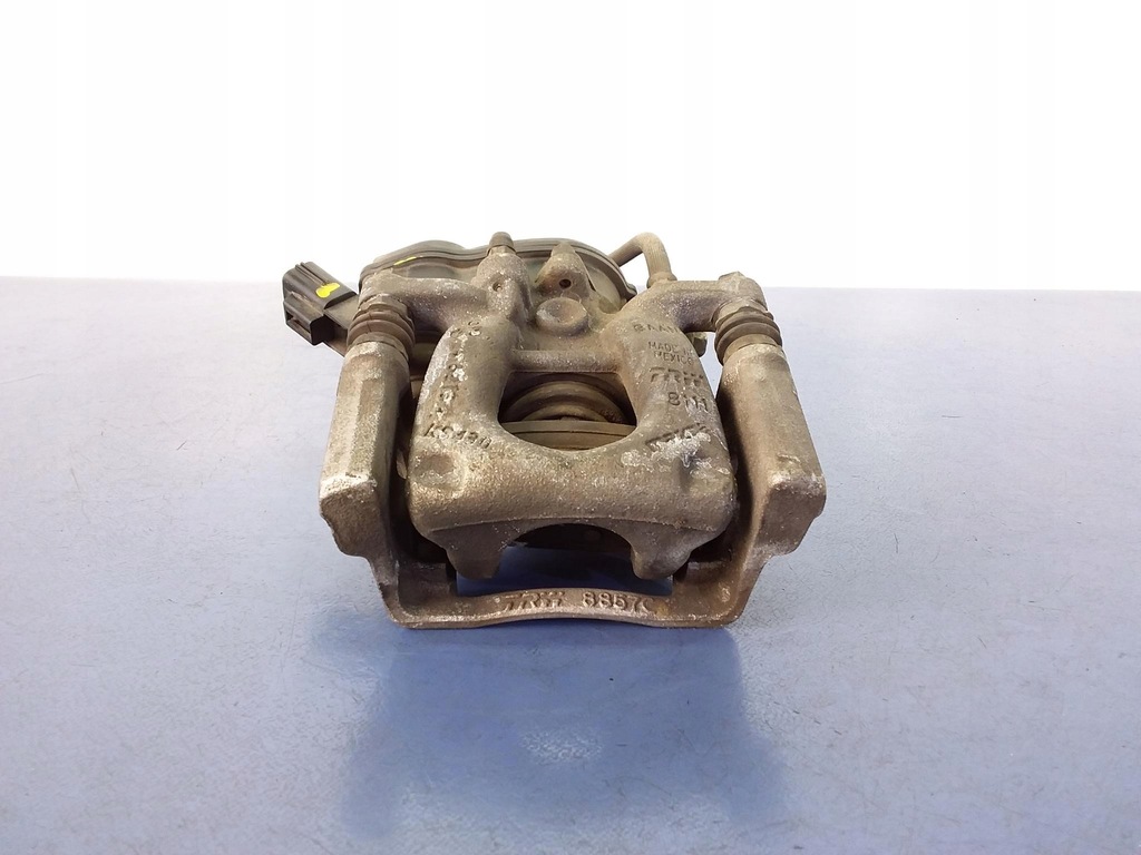 фото №1, Mazda 3 bm hb суппорт скоба задняя левый электрический