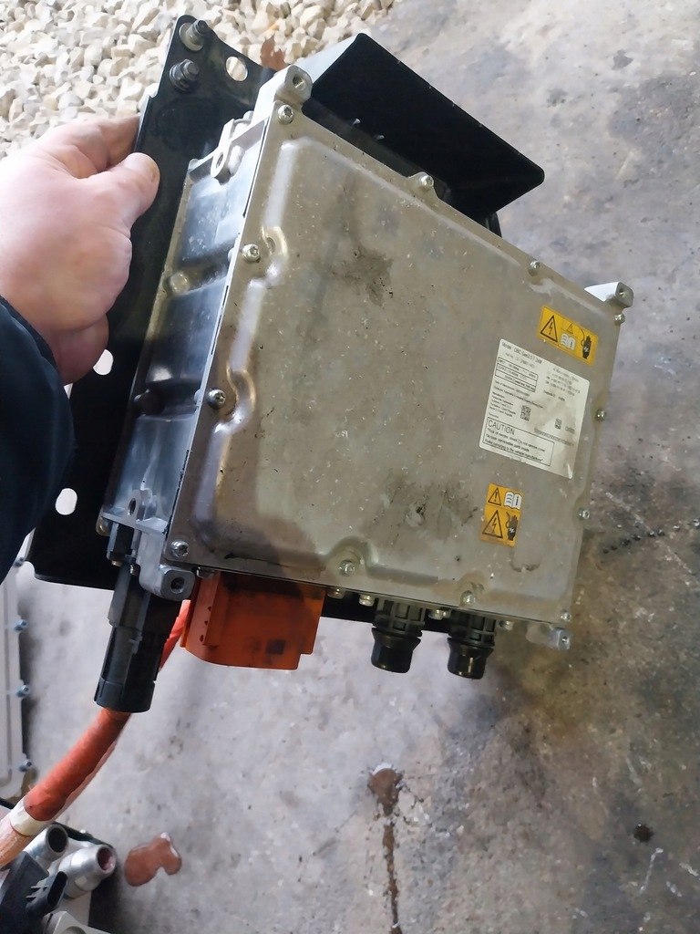 фото №1, Mercedes e sprinter w910 зарядное устройство аккумулятор аккумулятора модуль исправный