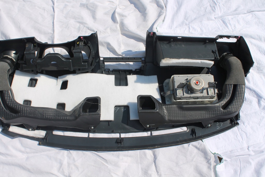 фото №4, Оригінальна панель приладів приладова консоль панель приладів toyota urban cruiser