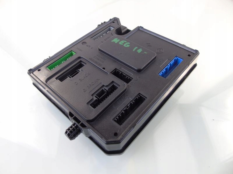 фото №1, Renault megane iii модуль bsi коробка 284b10485r