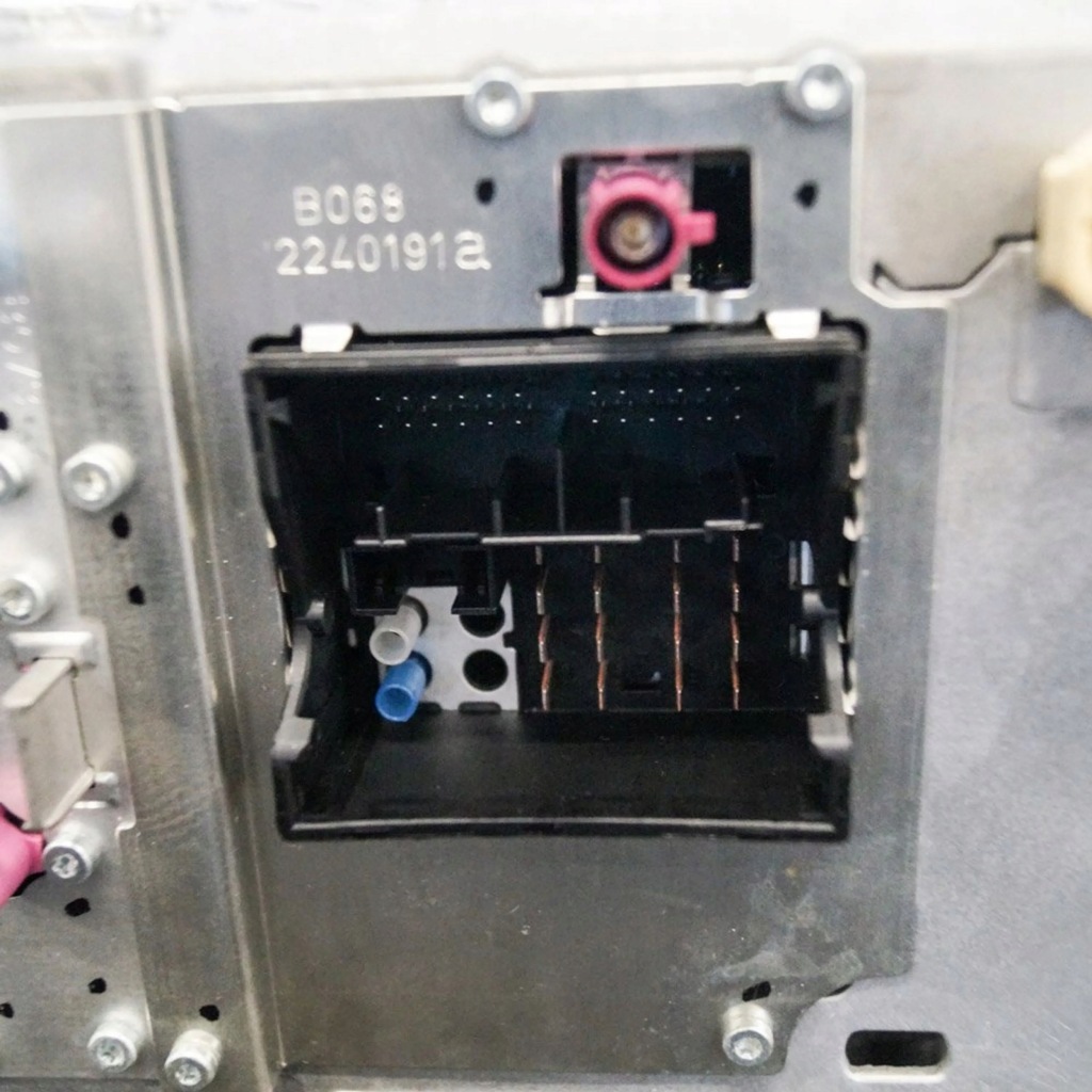 фото №3, Bmw x3 f25 2015 панель / радіопрогравач cd/dvd/gps