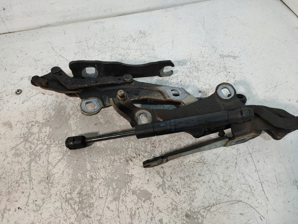 Купити Петлі капот лівий правий mini cooper r56 a88