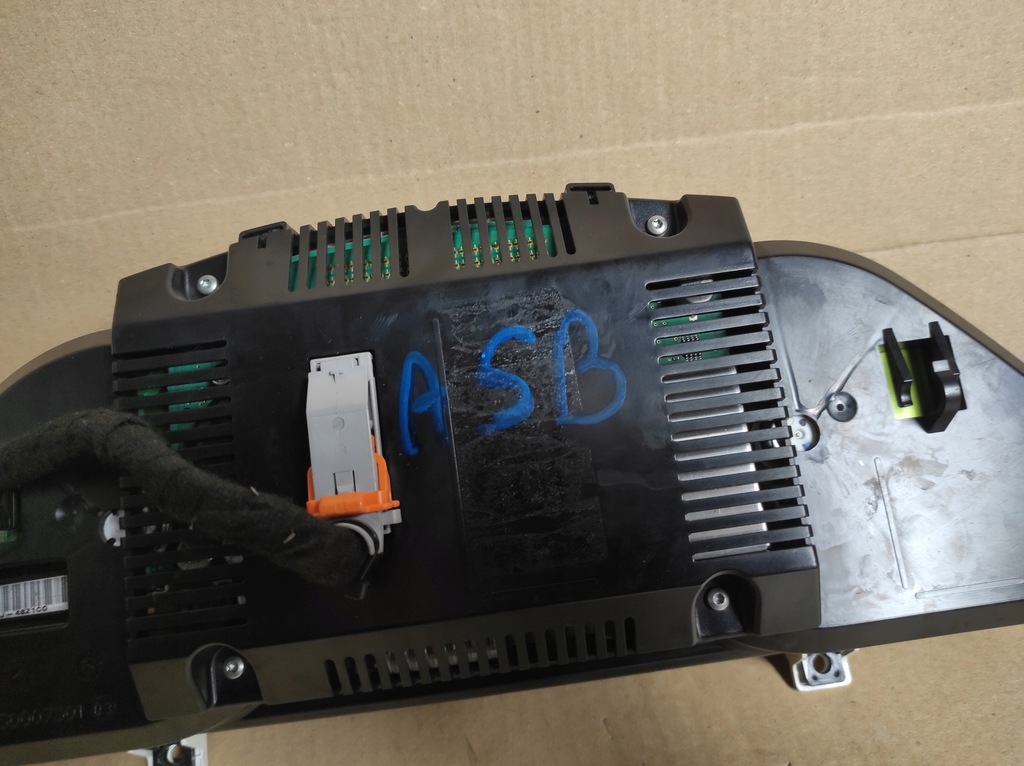 фото №9, Лічильник прилади eu audi a6 c6 2.0 tdi 5550007301