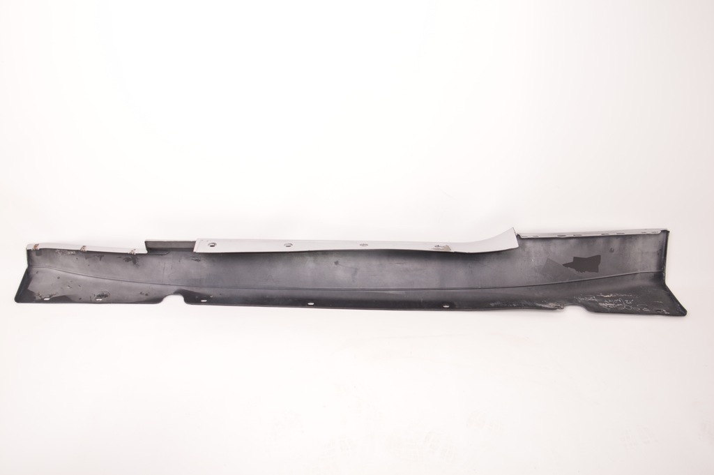 фото №6, Maserati granturismo молдинг порог правая серебристая