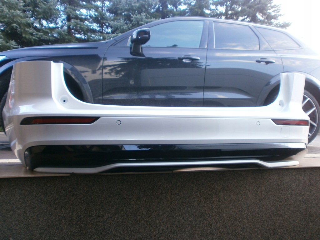 фото №1, Бампер задний kompletny volvo v60 r-design !