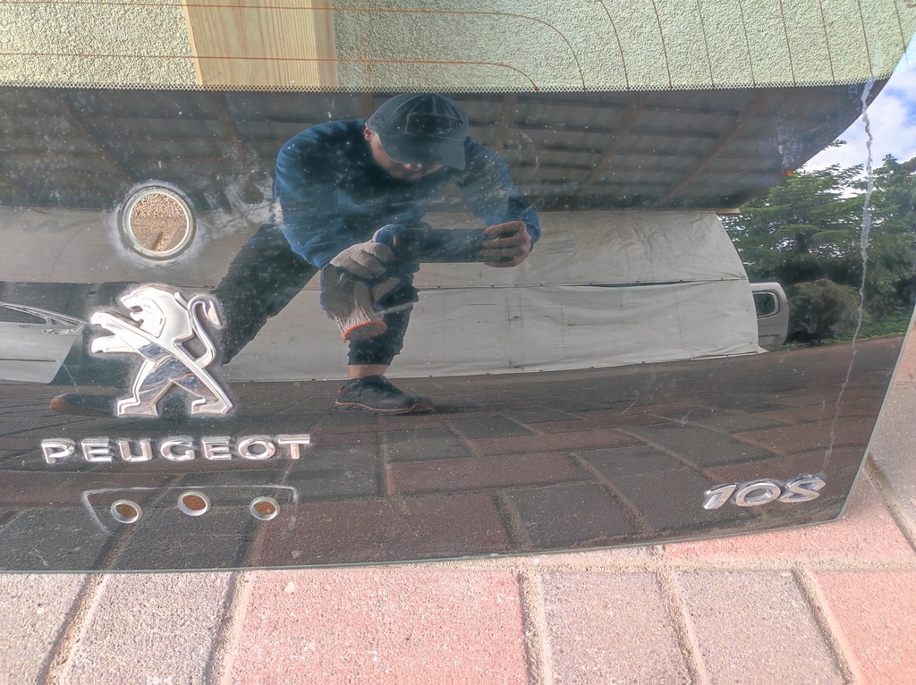 фото №13, Крышка багажника задняя задняя - стекло peugeot 108 poznan giełda