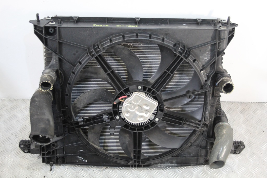 фото №5, Pas передній радіатор stelvio 2,2 mj