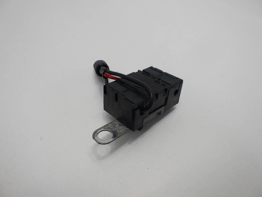 фото №1, Swace toyota corolla e21 реле 82817-48g50