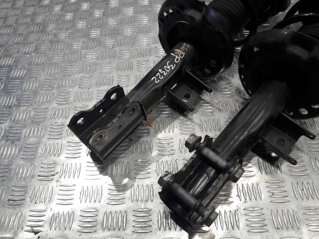 фото №9, Mercedes cla w117 a w176 амортизатор правий перед