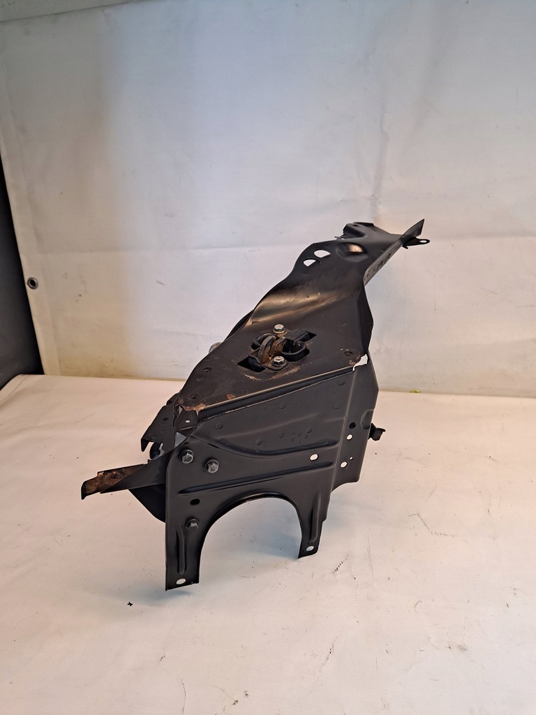 фото №4, Панель фары кронштейн лампы правое mercedes cls c219