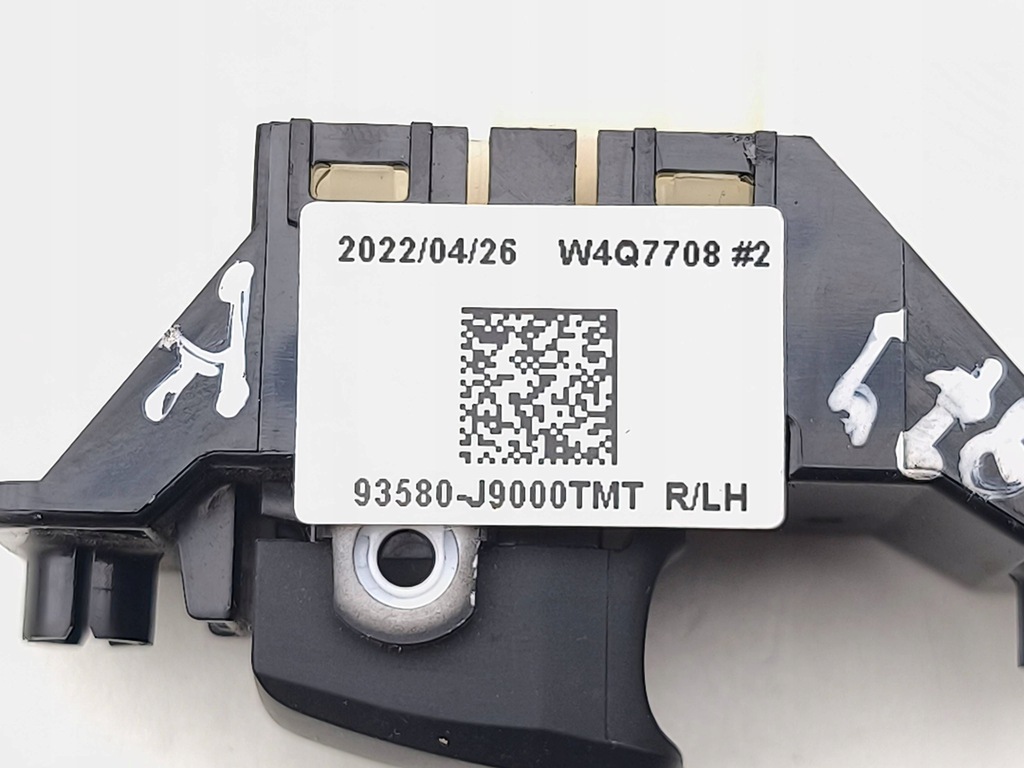 фото №12, Hyundai kona i переключатель окон 2022 3k55121200