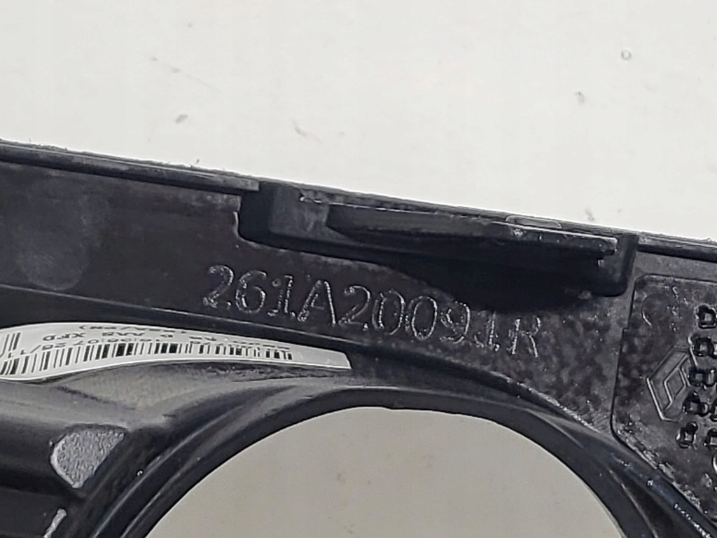 фото №7, Решётка бампера правая перед renault talisman 2015- 261a27718r