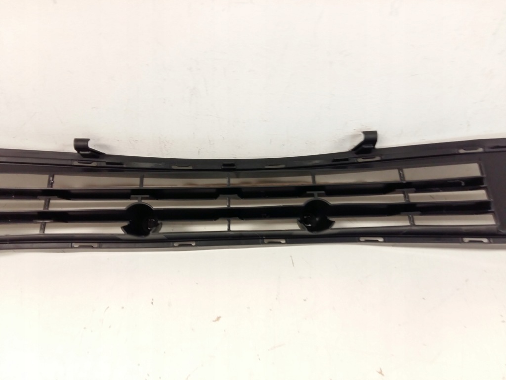 Нижняя решётка бампера opel insignia b рестайлинг  2020- с Разборки